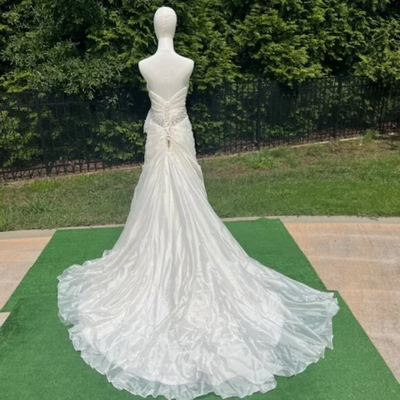 NWT Maggie Sottero Wedding Dress Strapless Organza Ivory Size 10 - Picture 10 of 15